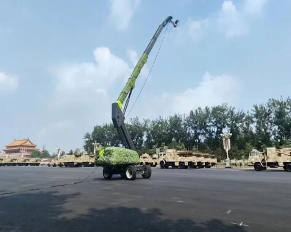 Ultra-high-strength boom steel